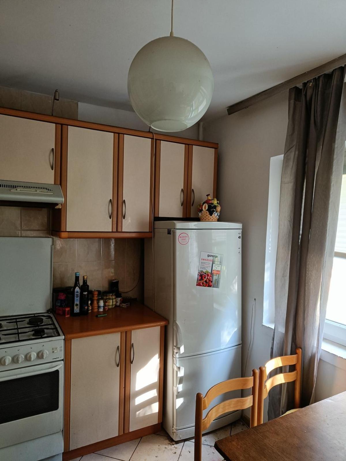 Spacious Near The Center Of 50m2 70' Tv Apartament *